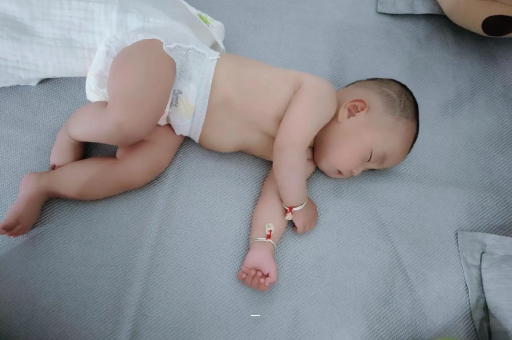 阳春宝宝为什么不说话